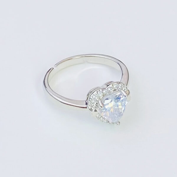 moissanite rings (3)